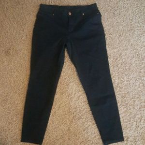 Navy Blue Maurices Jeggings. Large-regular length